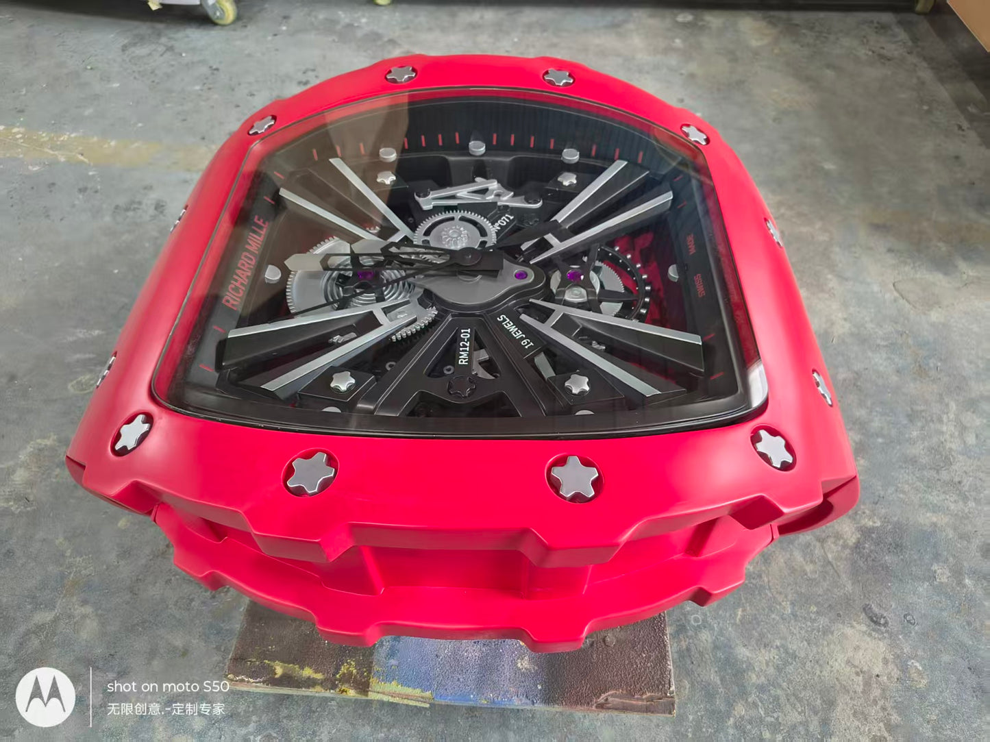 RM Red Watch Table