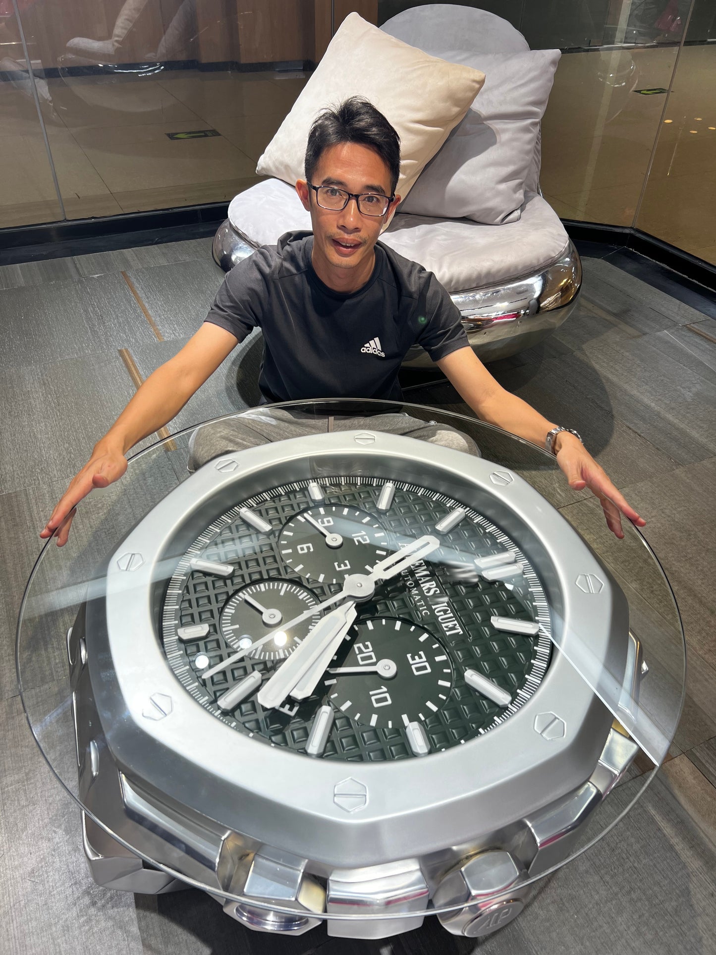 AP Green Diamond Table